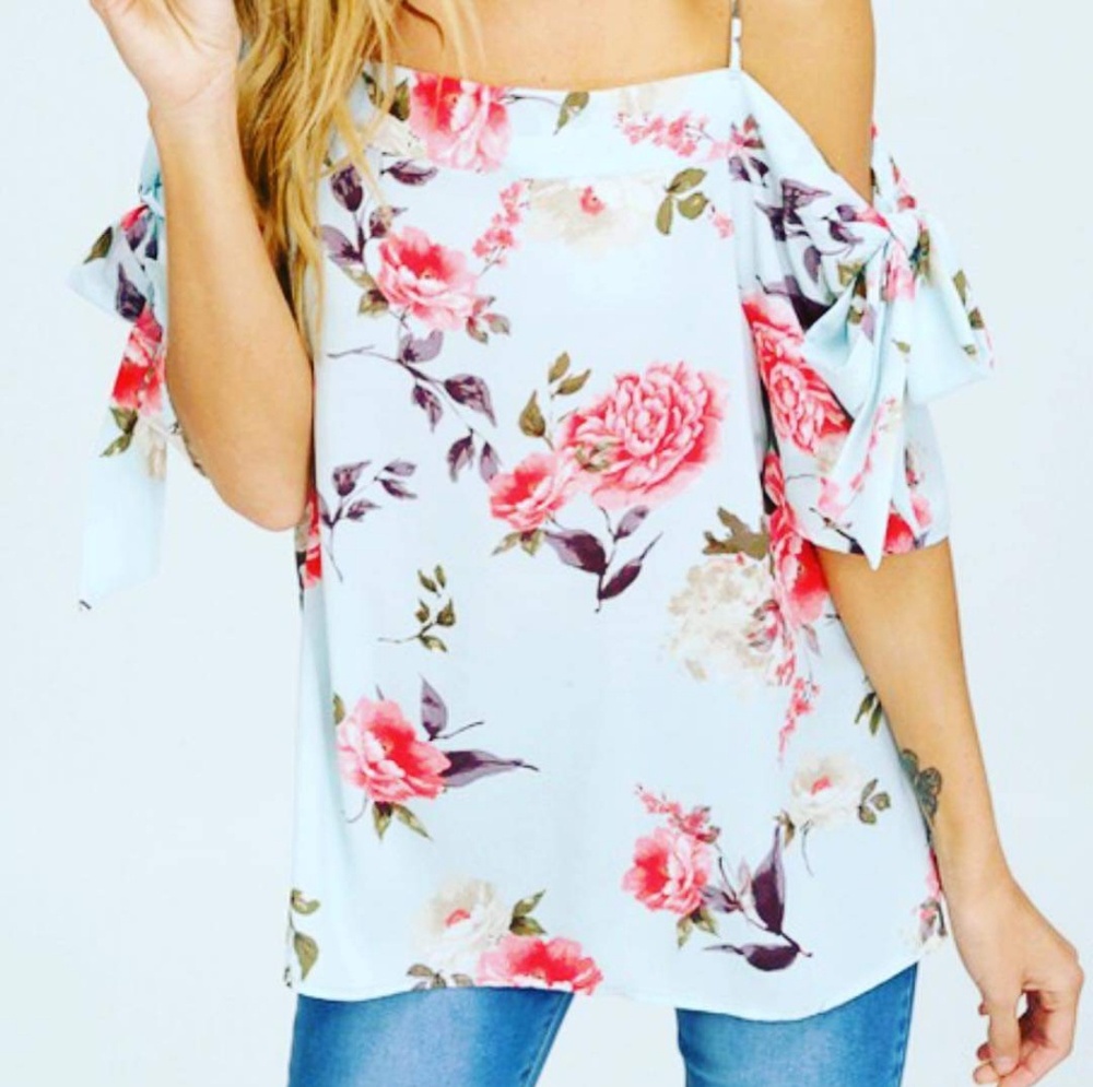 Blue floral tank